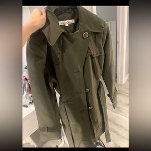 Trench Coat Large